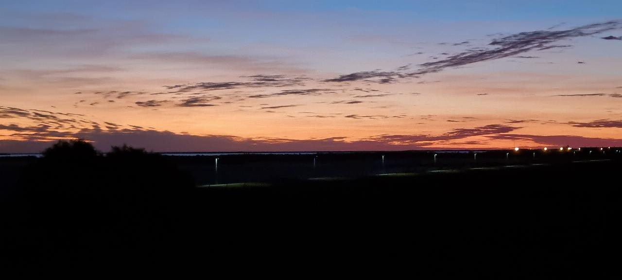 SJR21.d15: sunset from my hotel balcony