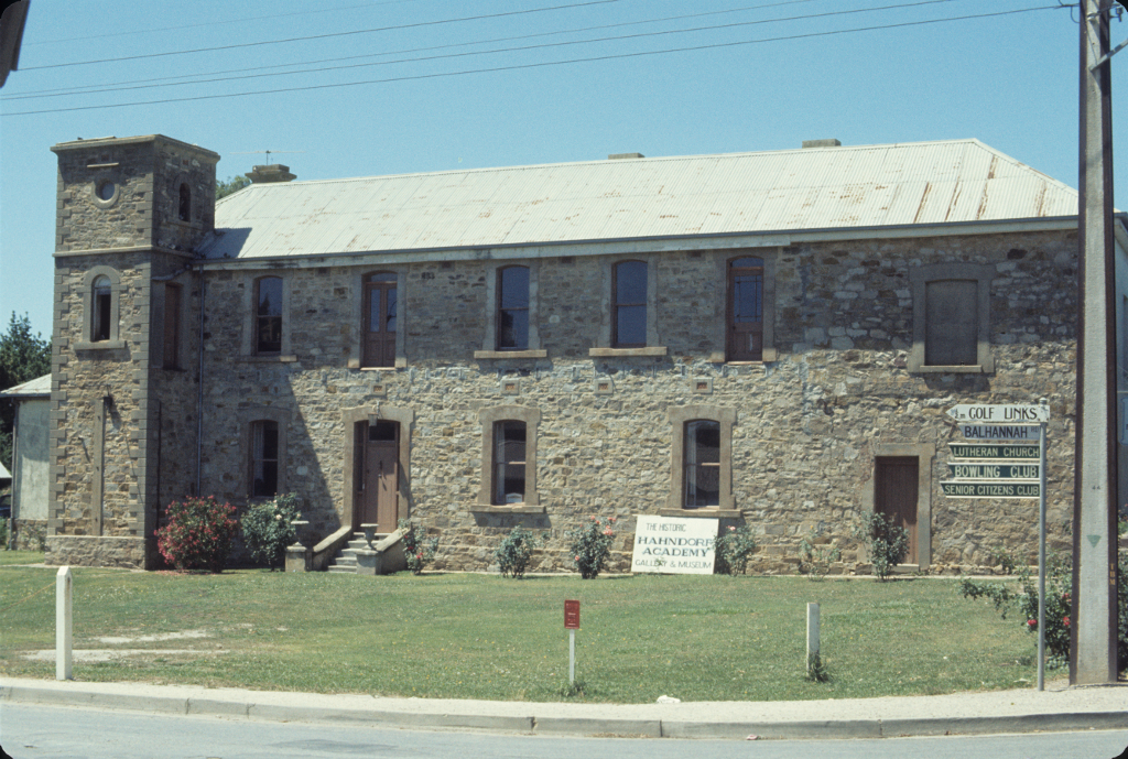 1977