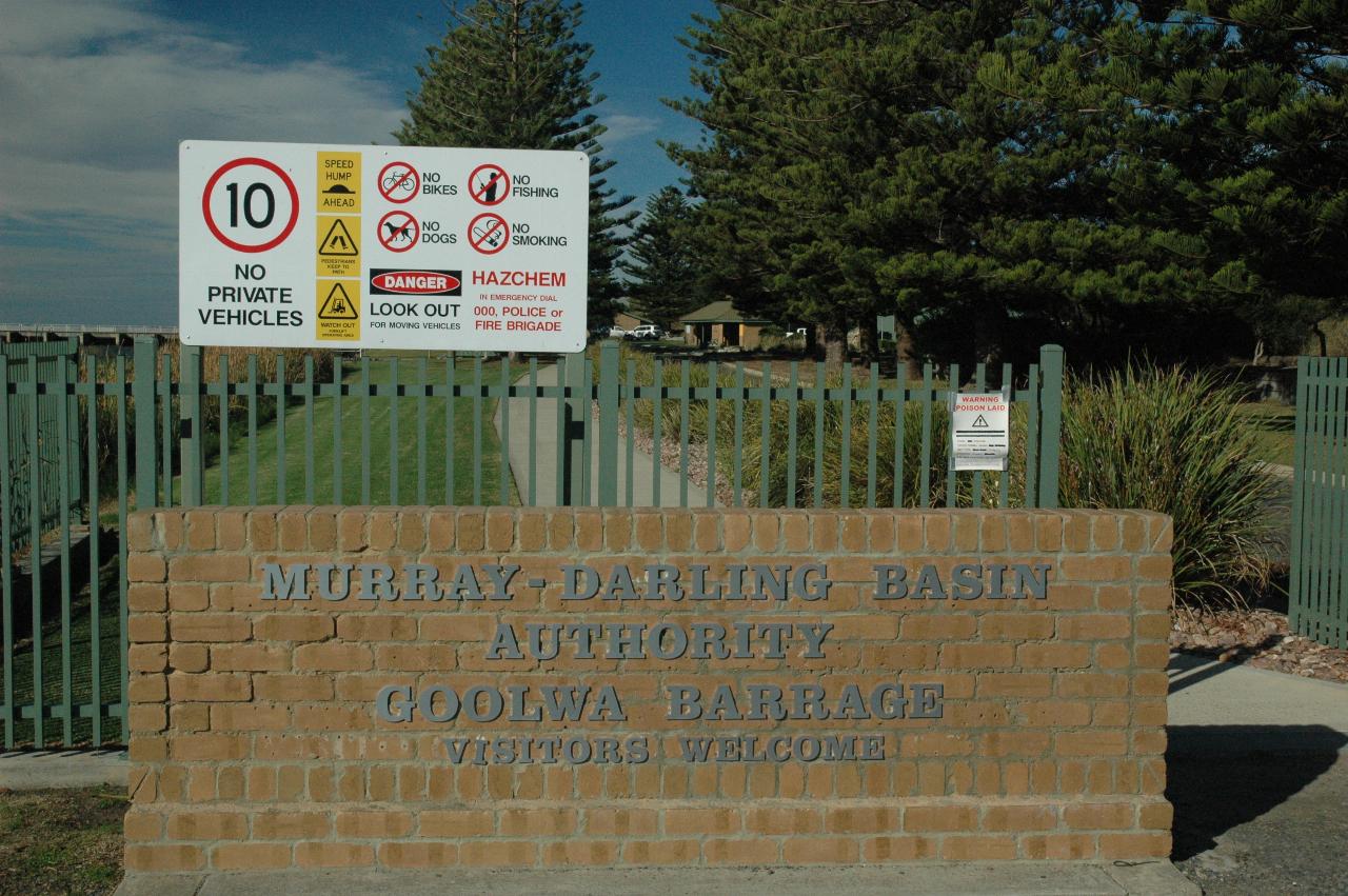 Brick wall identifying the barrage