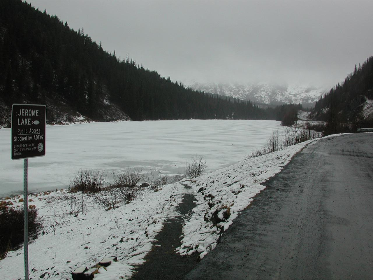 Jerome Lake, on the way to Seward