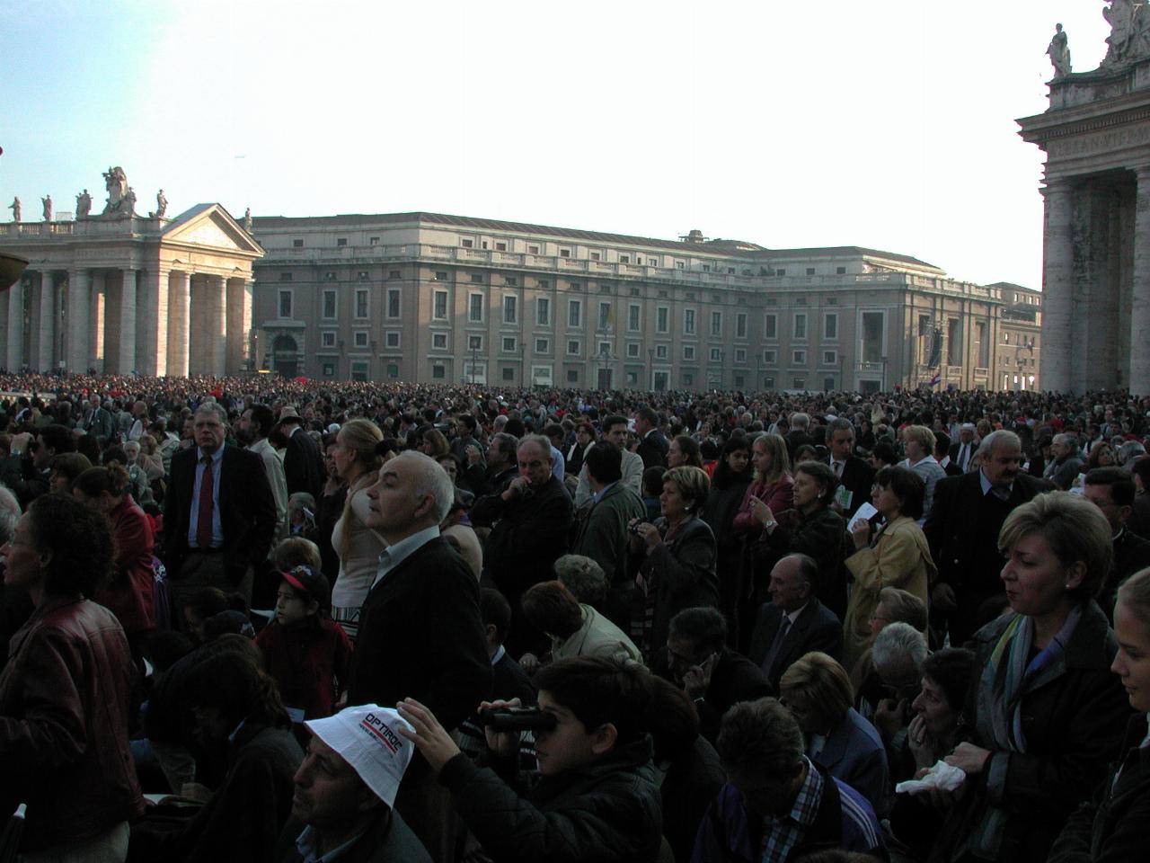 Later in Saint Peter's Piazza for canonisation - Via Della Conciliazione