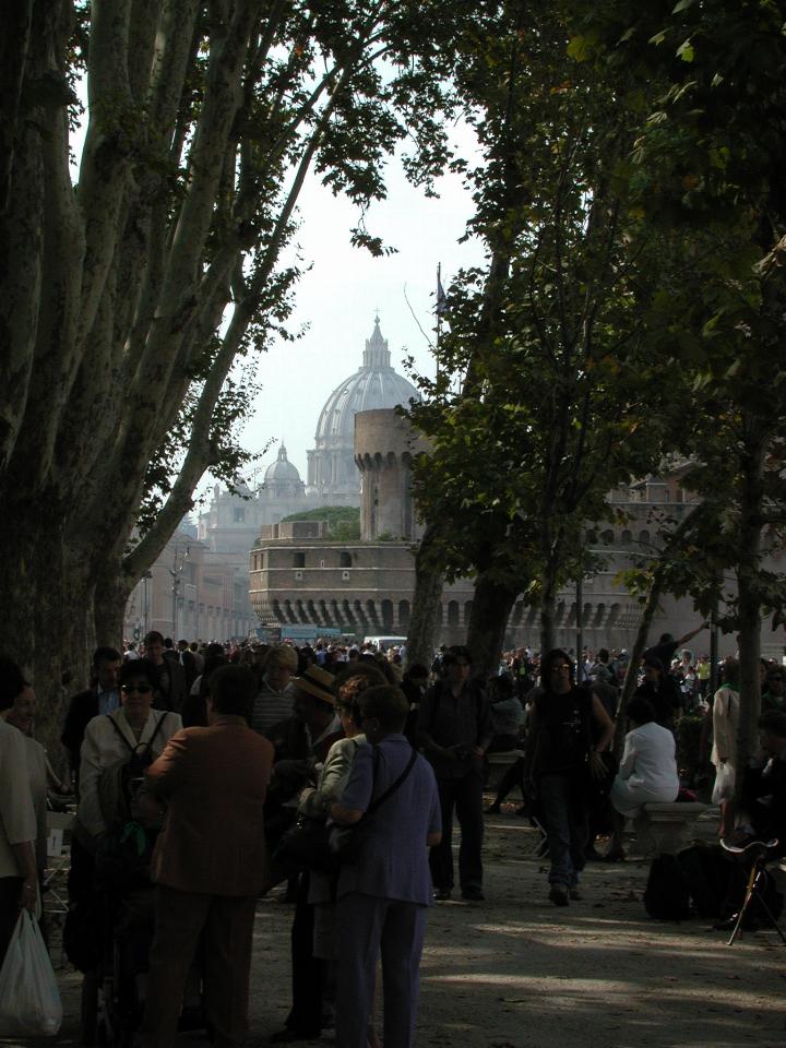 St. Peter's dome and Castel Sant'Angelo from in front of Palace of Justice