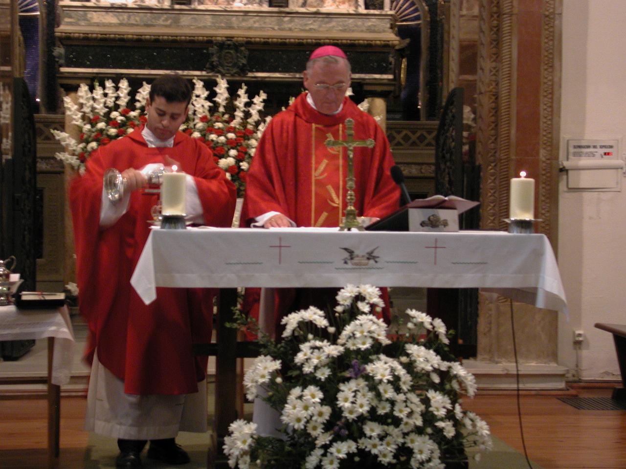 Mass at St. John of the Cross tomb, Segovia