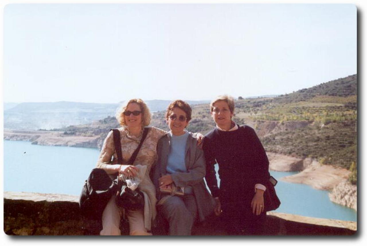 No details of ChicasGuapas-large.jpeg