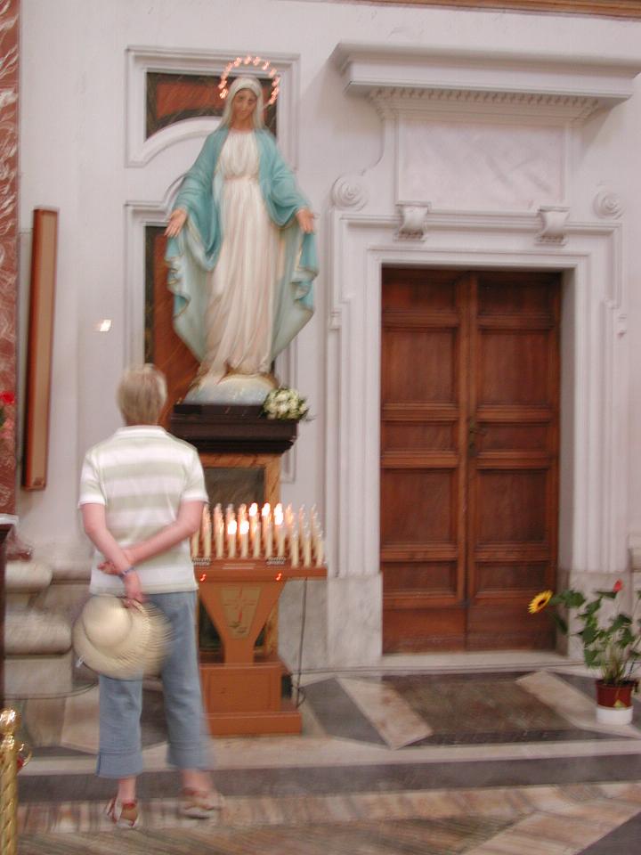 Yvonne in front of Mary with 