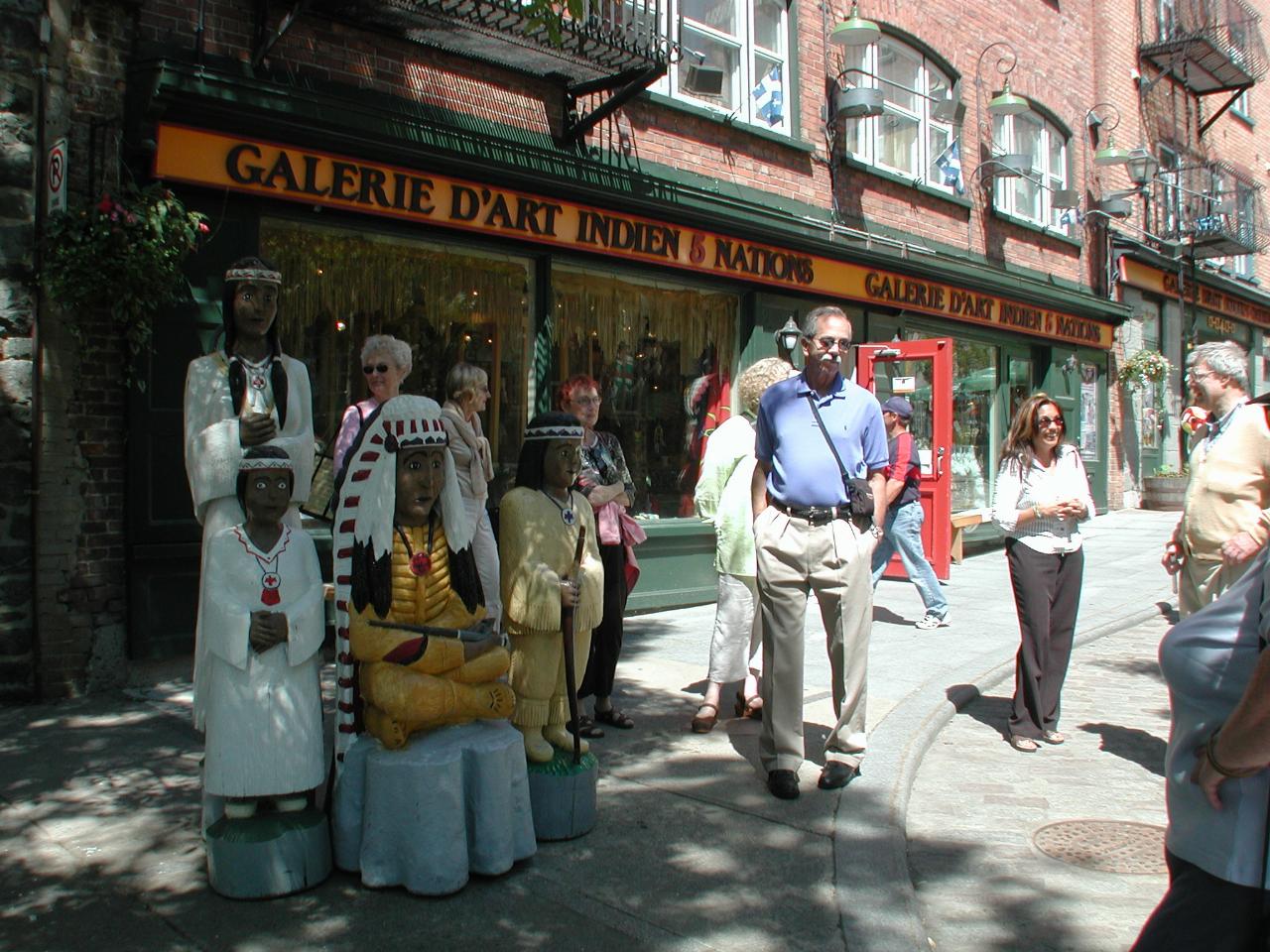 Interesting statues outside 