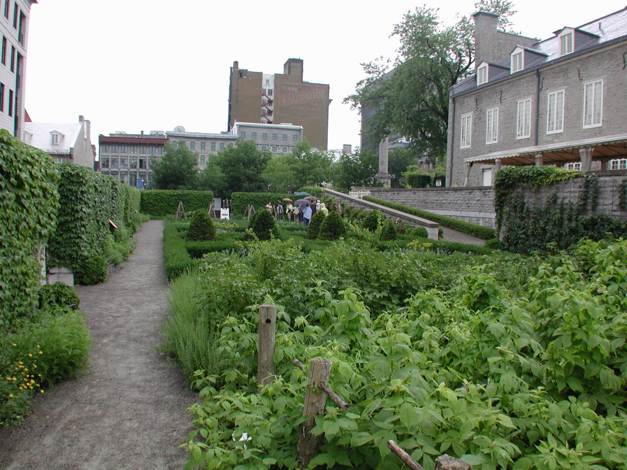 Chateau Ramezay garden and the house