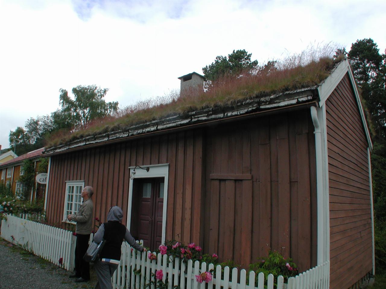 KPLU Viking Jazz: Old house in 