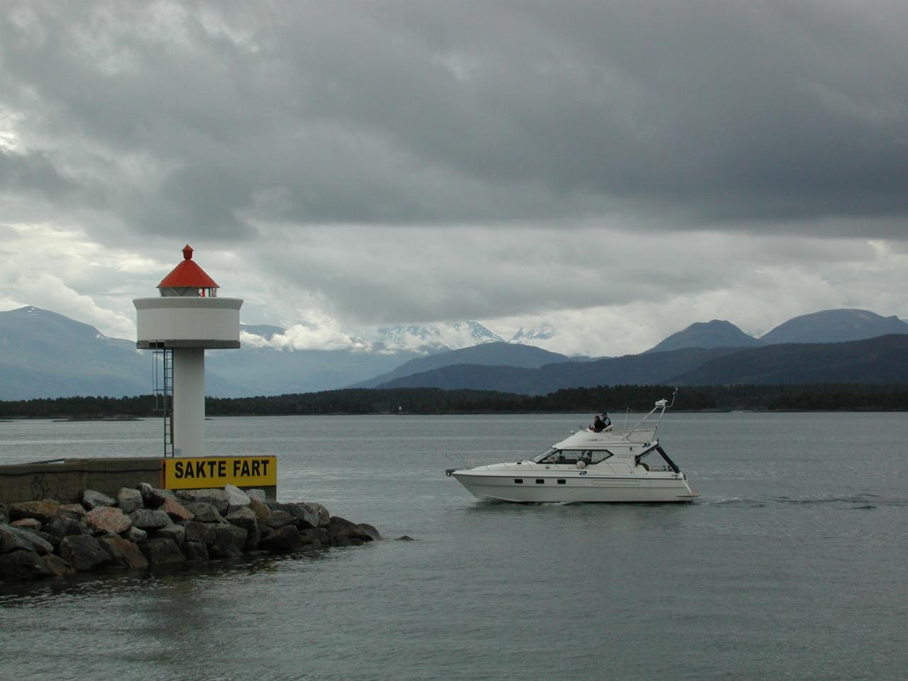 KPLU Viking Jazz: More cross-language fun on the sign below the lighthouse marking the yacht harbour