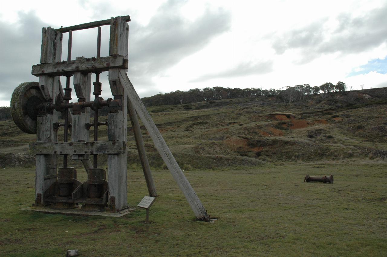 Stamp battery