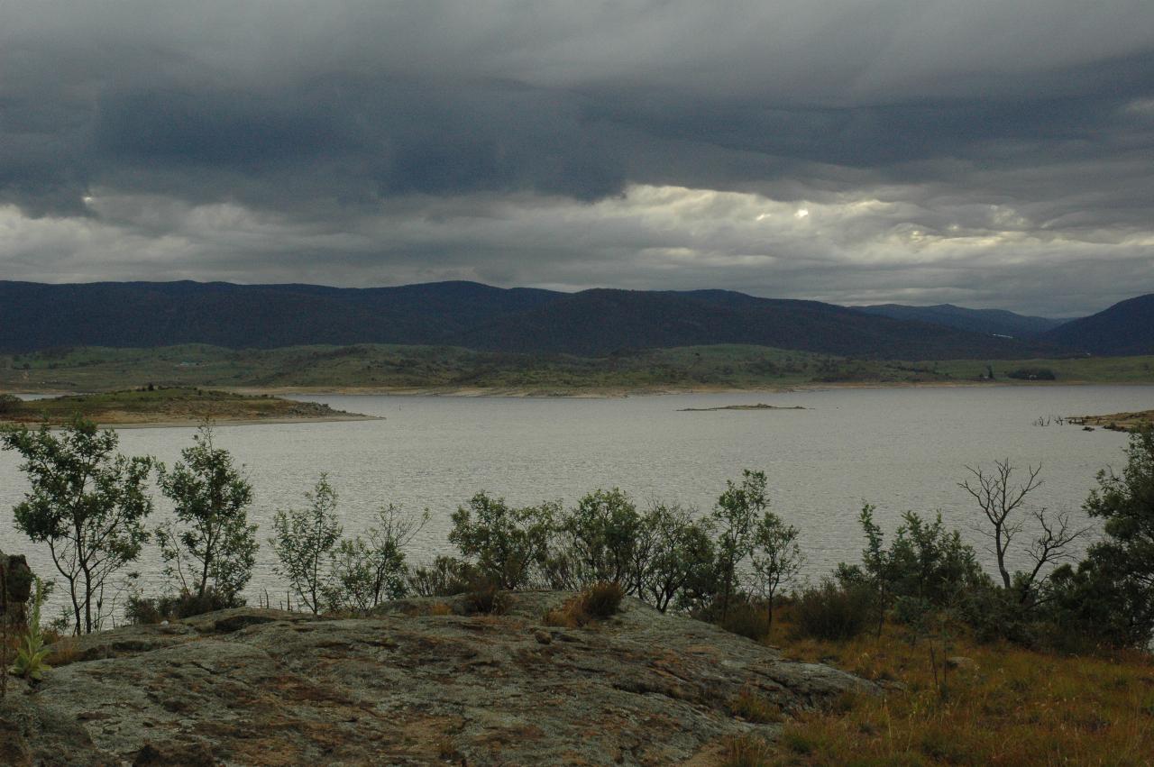 Wide angle view over Lake