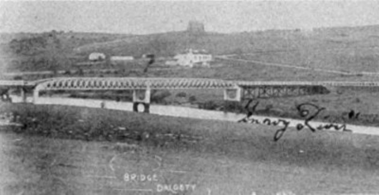 Dalgety Bridge from eastern side